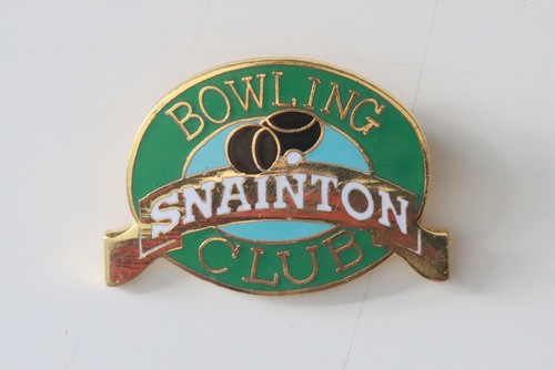 Snainton bowling club enamel - bowling,