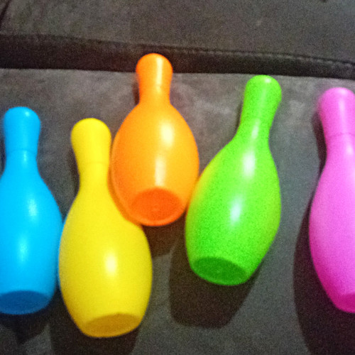Set ten pin - of, plastic